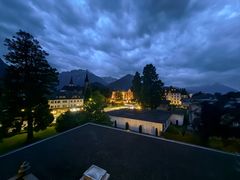 -因特拉肯贝乌里瓦奇大酒店