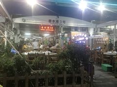 -四川小胡子海鲜(丁村万人海鲜广场店)