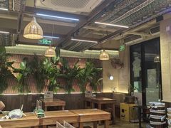 -云阿蛮云南生烫牛肉米线(奉贤路店)