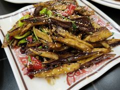 -郑小二山东特色炒鸡店(红小巷店)