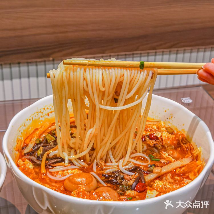 🍜谁说蛇口没有好吃的?这家螺蛳粉超赞