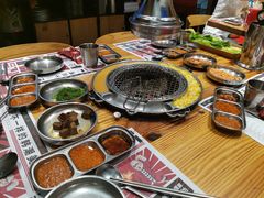 -青瓦炭韩潮烤肉(花园道店)