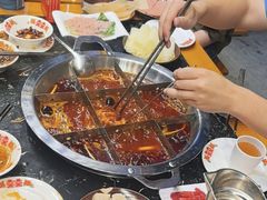 -憨孃孃·重庆老火锅(红山黑金店)