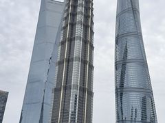 -陆家嘴空中步行连廊