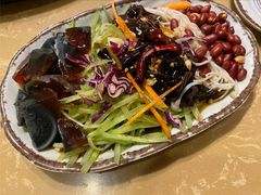 -万里闯关东铁锅炖菜馆(高新旗舰店)