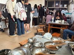 -正宗杨记普洱酸醋米线(总店)