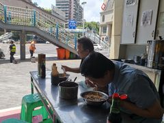 -老五鸡丝豆花面粉(瑞金北路68号院店)