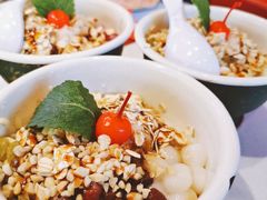 -巴尖鲍鱼串串(汽博店)