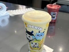 -瑞幸咖啡(宁波科创大厦店)