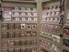 -moody彩瞳(环宇城店)