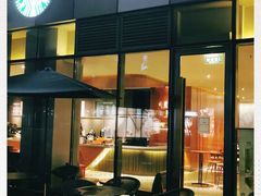 -星巴克(真如星光耀广场店)