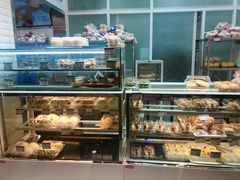 面包甜点陈列柜-白玉兰食品(甜云店)