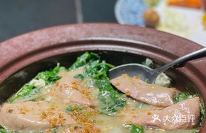 Pork Liver with Goji Berries