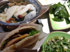-一叶一世界•素食餐厅(环球中心店)