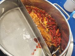 -马路边边串串香形象店(磐石路店)