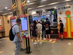 等位区-麦当劳(仙林亚东城得来速店)