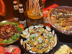 -何师烧烤Pro ·江湖川菜·小龙虾·精酿(太古里旗舰店)