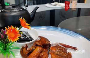 Black Truffle Soy Wine Pigeon