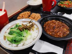酥嫩鸡腿排卤肉FUN单人餐-永和大王(香缤店)