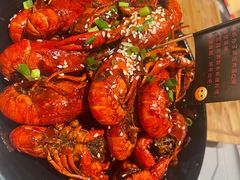 -巴厘龙虾·榜首油焖大虾(音乐学院·沿江酒馆店)