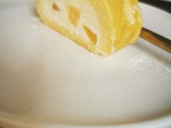 水蜜桃马斯卡彭芝士卷-大酉·M Coffee(北京美术馆店)