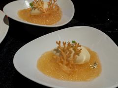 豆奶冰淇淋燕窝-wann lounge 低温慢煮牛排·清吧
