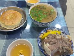 -園丁烤肉缸子肉