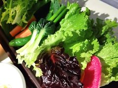 蔬菜拼盘-本家韩国烤肉(青岛万象城店)