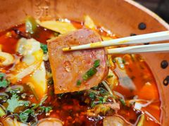 -成都你六姐·牛肉冒菜(城市集市合生汇店)