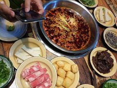 -陆派巴倒烫火锅(城东店)