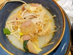 -麦麦山云南菜(复地活力城店)