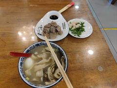 -凤齐羊肉烩面馆