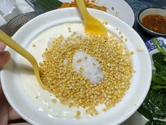 -蜗牛小馆醉乡民谣云南菜(惠新西里店)