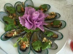 -J Daeng Seafood