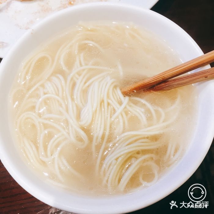 老半斋刀鱼汁面图片