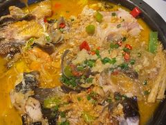 -鸣记脆皮烤鱼·海鲜烤鱼(三八广场店)