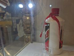 -包整·丝娃娃(一览甲秀楼风景店)