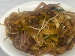 干炒牛河-稻香酒家·34年老字号·港式粤菜(汉街店)