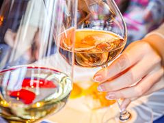 -弦月窗LUNETTE BY AMANDA(复兴路店)