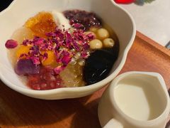 -芸山季·云南野生菌火锅(人民广场来福士店)