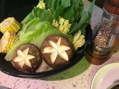 杂菜拼盘-顺德公广东猪肚鸡·煲仔饭(白石洲店)