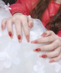 -曼都发型