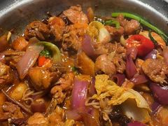 -禄婶鸡煲·打边炉