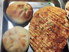 烤油馍-叁宝烤肉• 西安烧烤(太乙路店)
