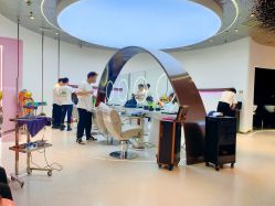 -In Style Hair Salon