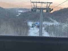 -亚布力新体委滑雪场