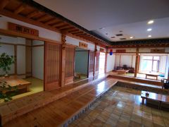 -恒坤北纬42度温泉洗浴(公园路店)