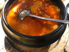 海鲜嫩豆腐汤-姜虎东白丁烤肉(恒隆广场店)