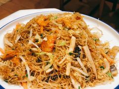 招牌海鲜炒粉干-小厨师·二十年沈家门小海鲜(百井坊巷店)