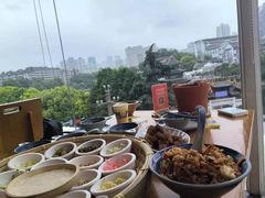 -包整·丝娃娃(一览甲秀楼风景店)